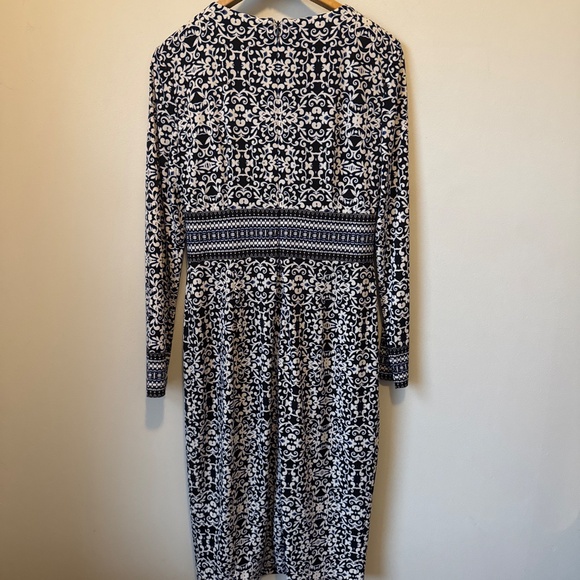 Maggie London midi long sleeve dress - Picture 6 of 7